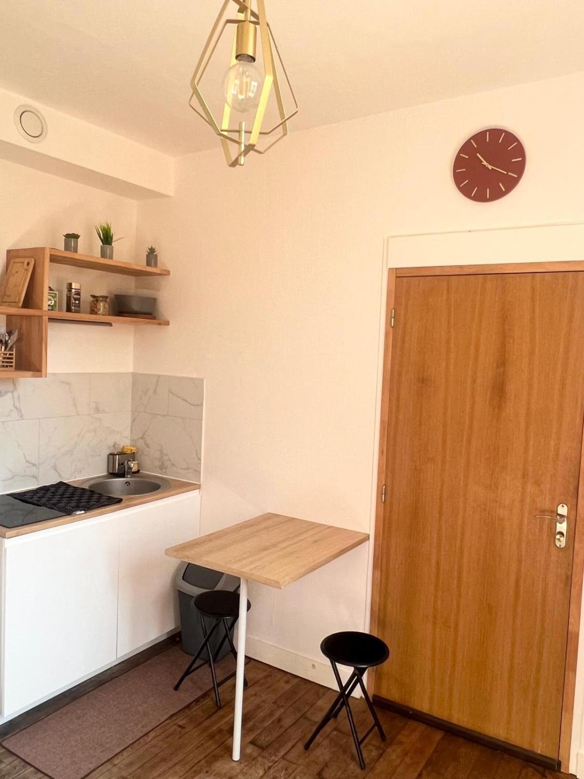 Charmant Studio A Poitiers Zewnętrze zdjęcie
